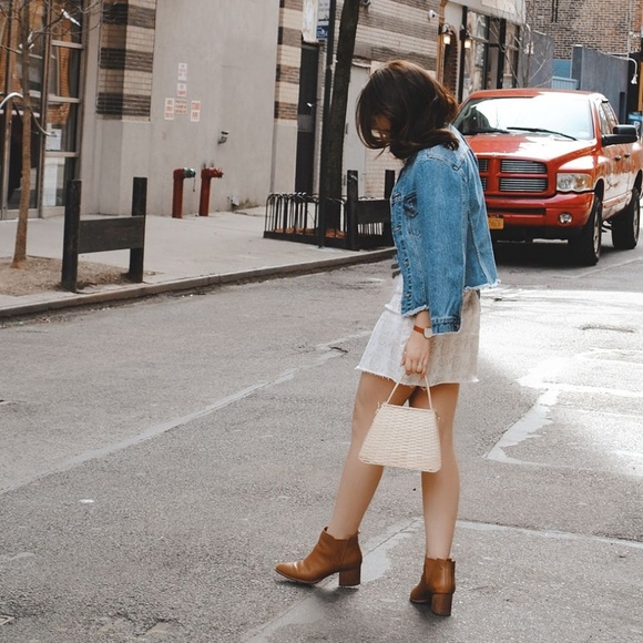 Meet your Posher, Lucie - Picture 1 of 1